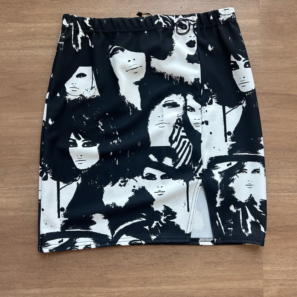 Black mini skirt